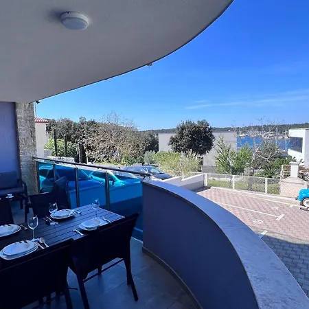 Seascape Residence Pjescana Uvala Exterior photo